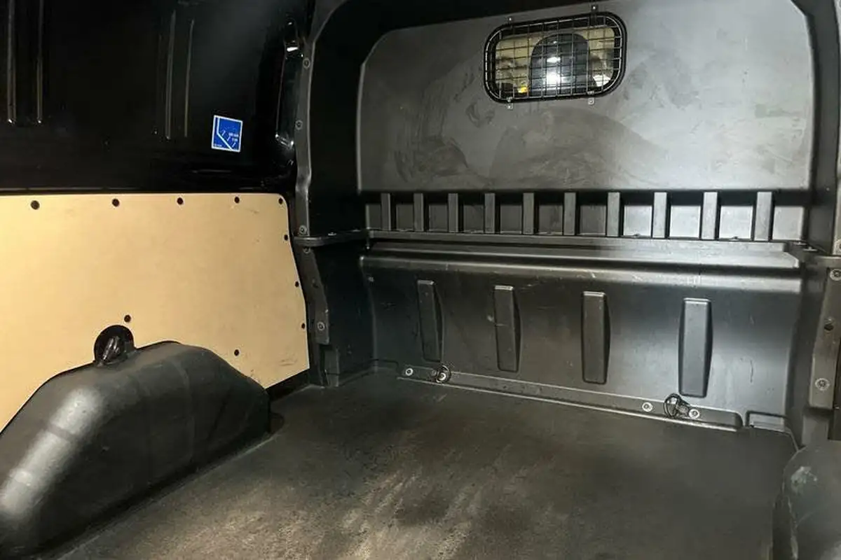 2023-ford-transit-custom-20tdci-320-l2h1-limited-130pseu6dt-double-cab-in-van-1997cc-big-4