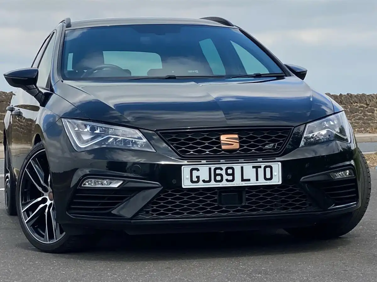 2019-seat-leon-20-tsi-cupra-300-ss-big-0