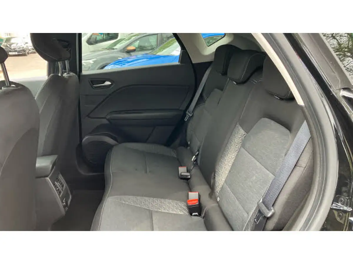 2022-renault-captur-13-tce-iconic-edition-big-27