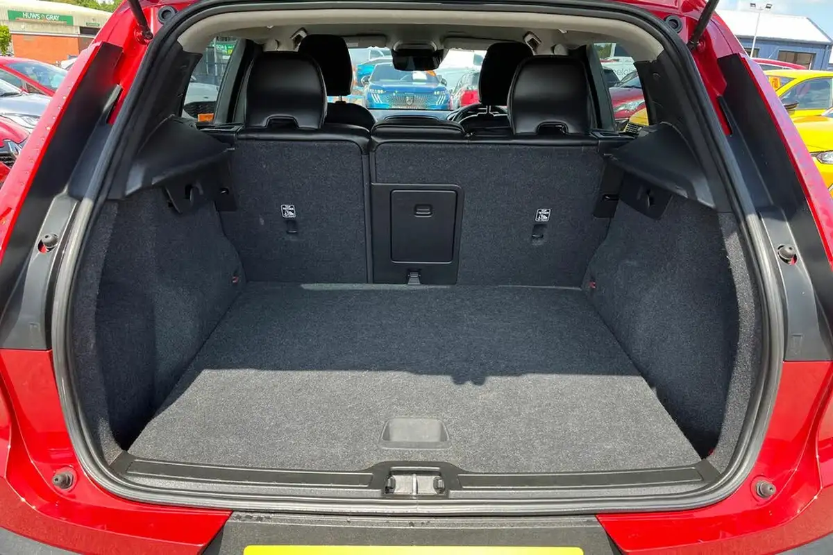 2018-volvo-xc40-15-t3-momentum-big-17