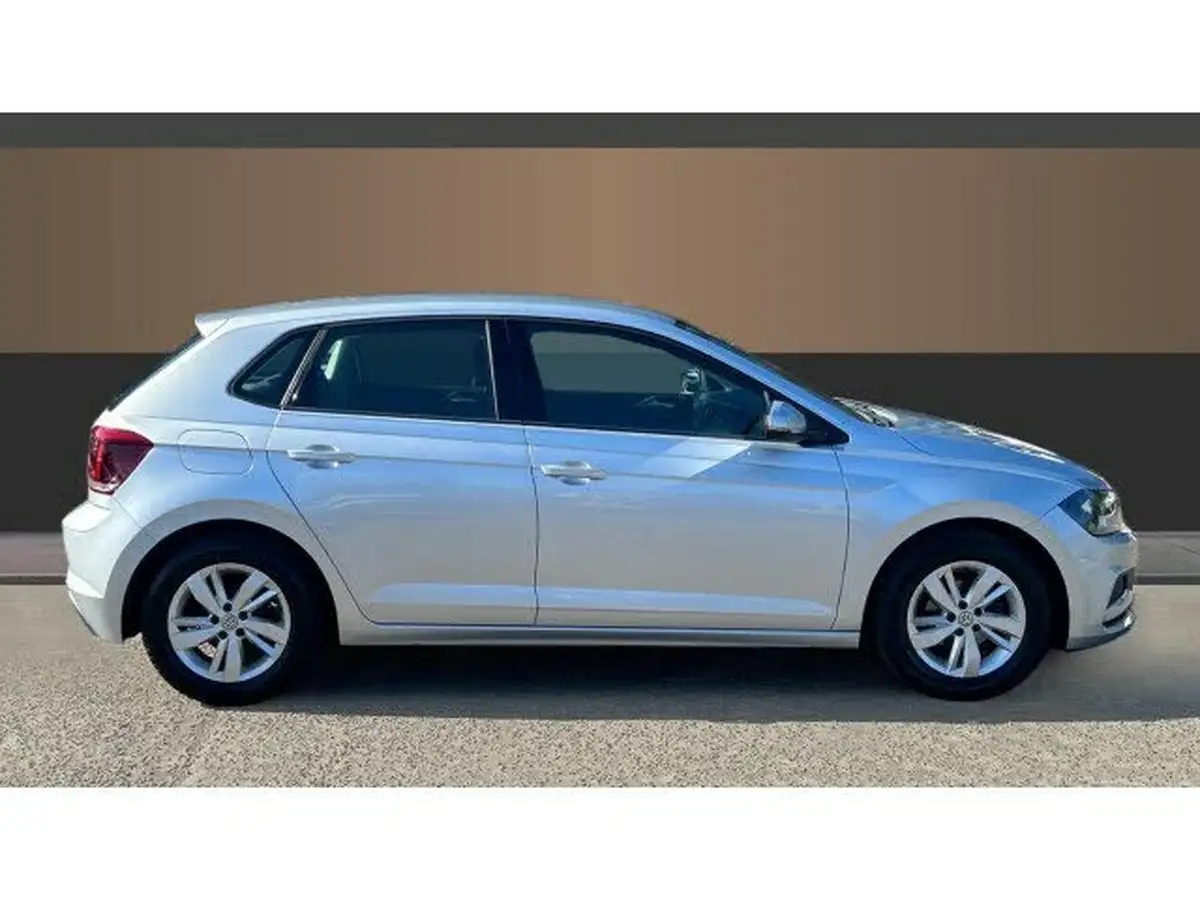 2018-volkswagen-polo-10-se-65ps-evo-big-4