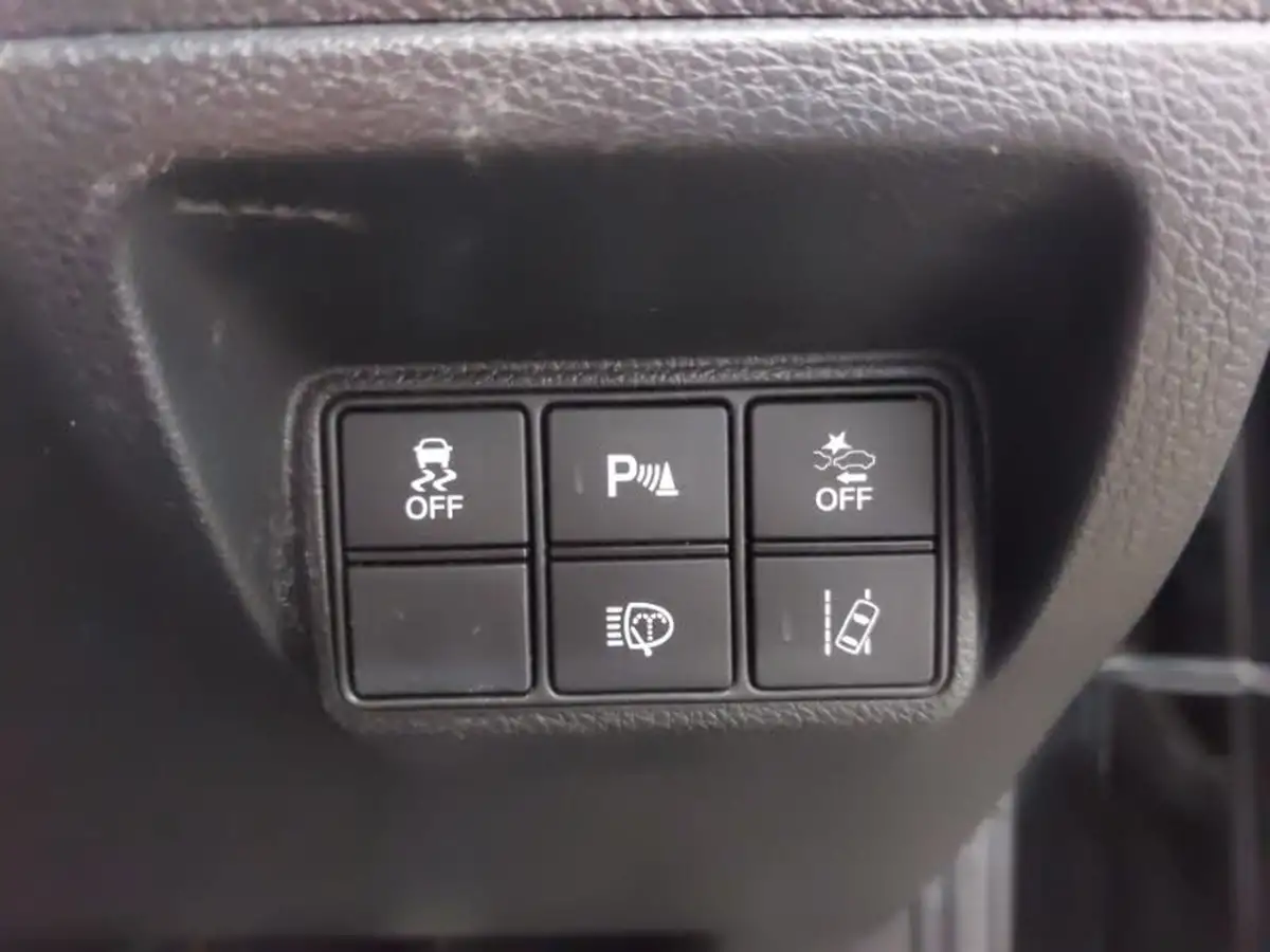 2018-honda-civic-15-vtec-turbo-sport-ss-big-17