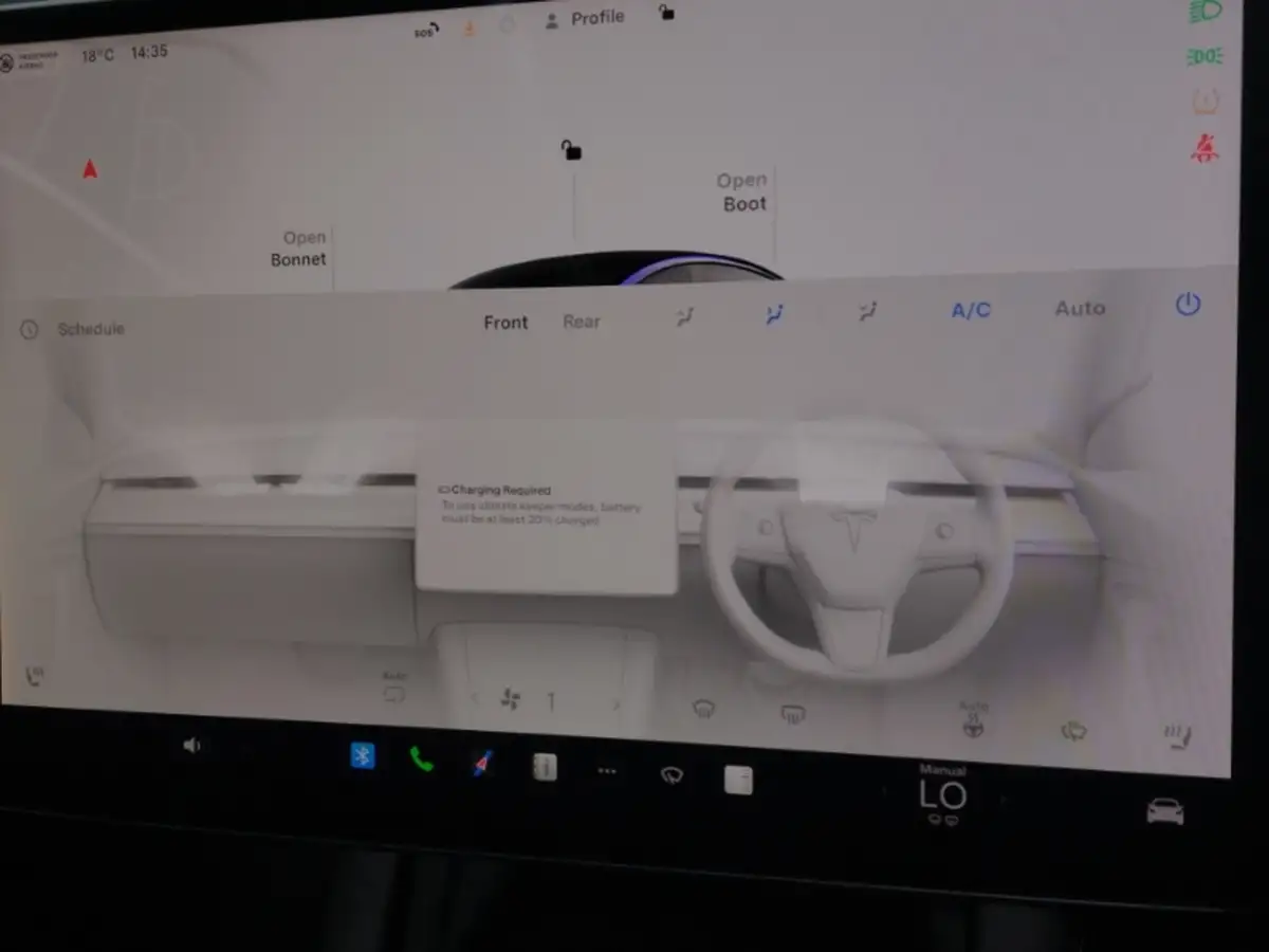 2022-tesla-model-3-e-long-range-big-12