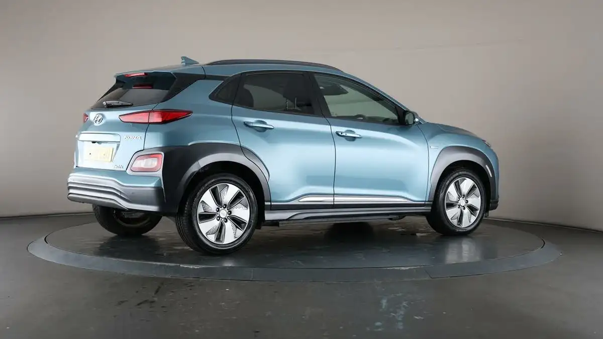 2020-hyundai-kona-e-premium-204ps-big-62