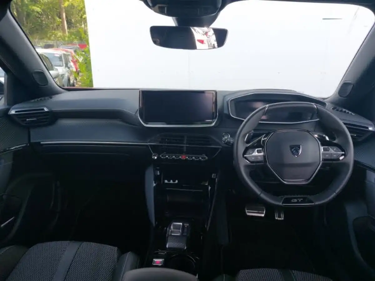 2024-peugeot-2008-suv-12-puretech-gt-130ps-eat8-big-2