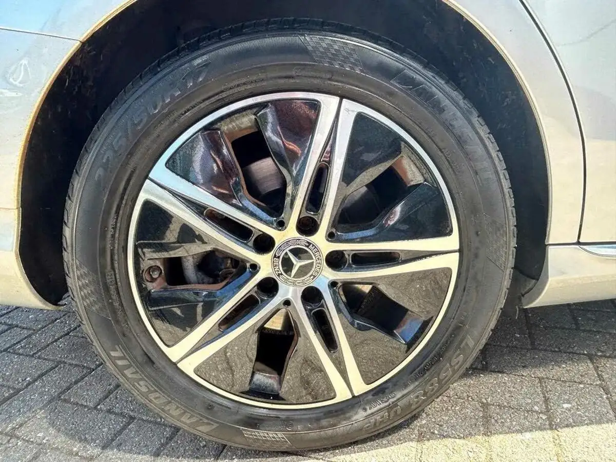 2019-mercedes-benz-c-class-20d-c220d-sport-premium-plusss-estate-5d-big-8