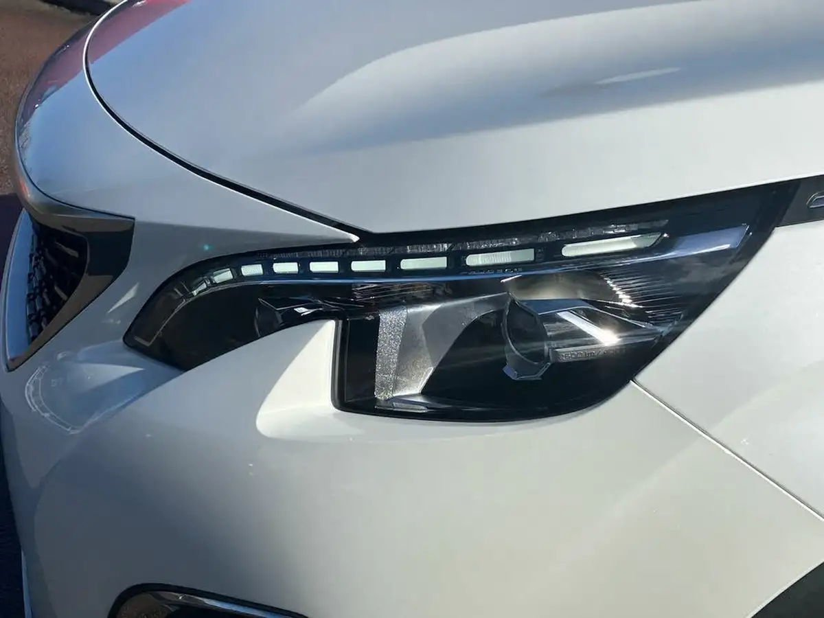 2020-peugeot-3008-suv-12-puretech-gt-line-eat8-big-14