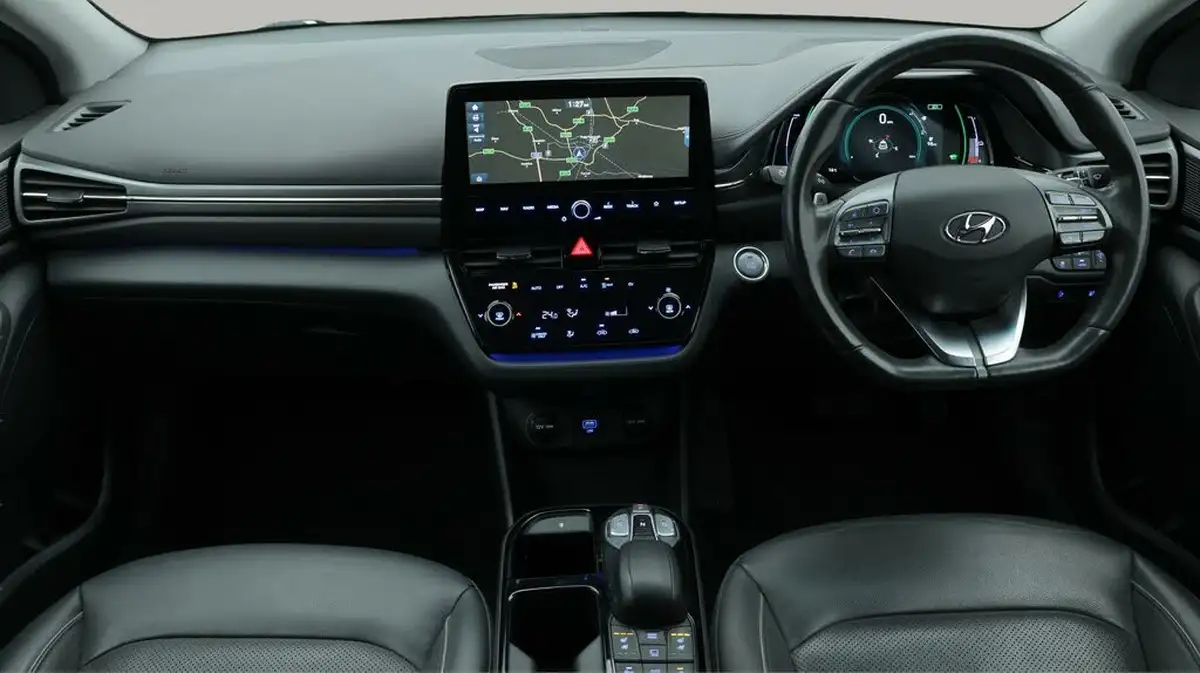2021-hyundai-ioniq-e-premium-se-electric-100kw-big-13