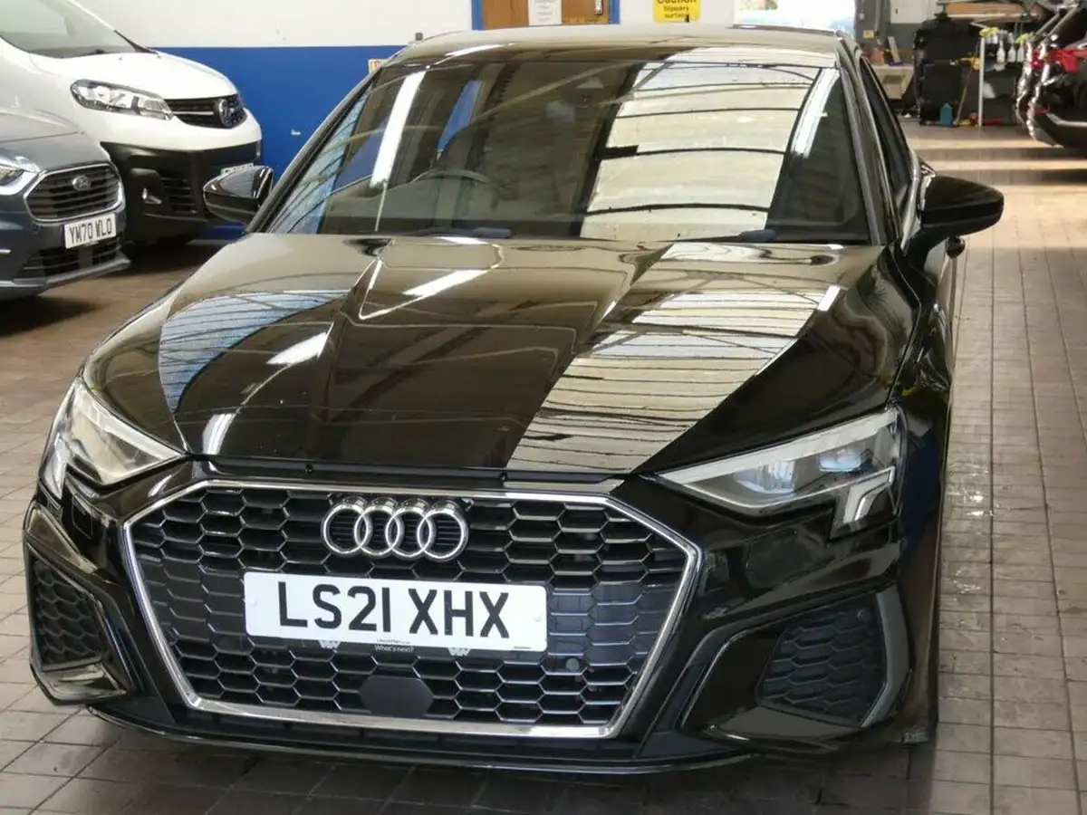 2021-audi-a3-14-40-tfsi-e-s-line-big-4