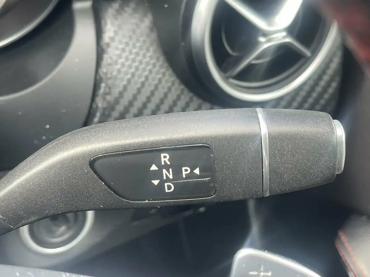 2018-mercedes-benz-a-class-21d-a200d-amg-line-premium-plusss-7g-dct-big-21