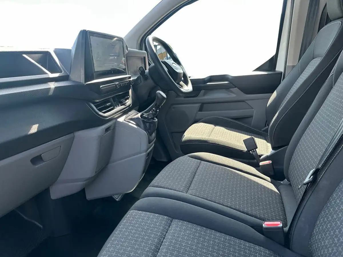 2025-ford-transit-custom-20tdci-280-l2h1-leader-panel-van-1996cc-big-13