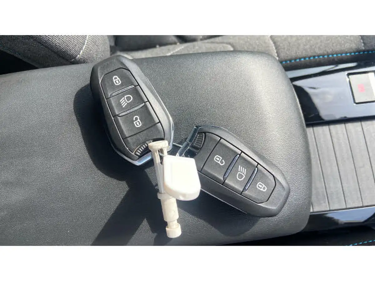 2021-citroen-c4-12-puretech-shine-130ps-big-19