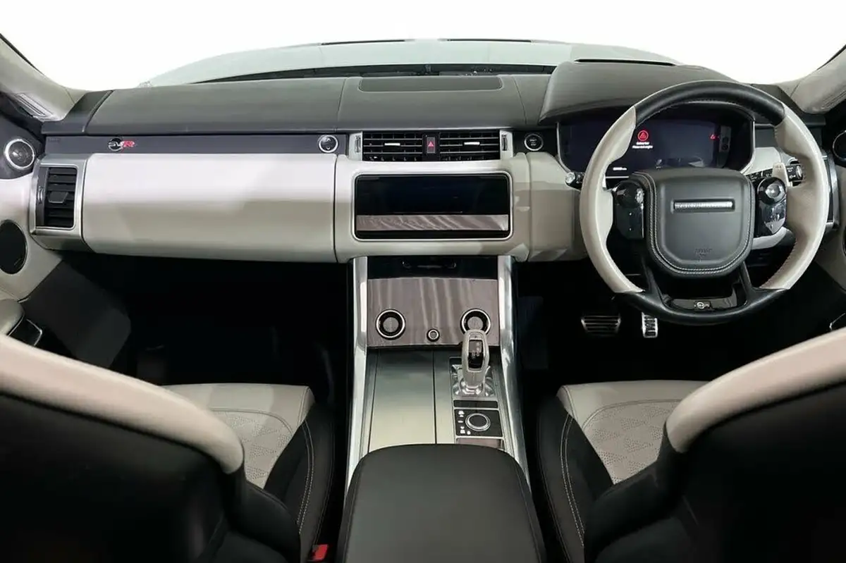 2019-land-rover-range-rover-sport-50-v8-p575-svr-big-11