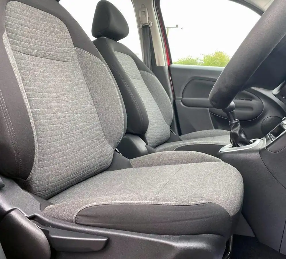 2017-citroen-c3-picasso-16bluehdi-edition-big-10