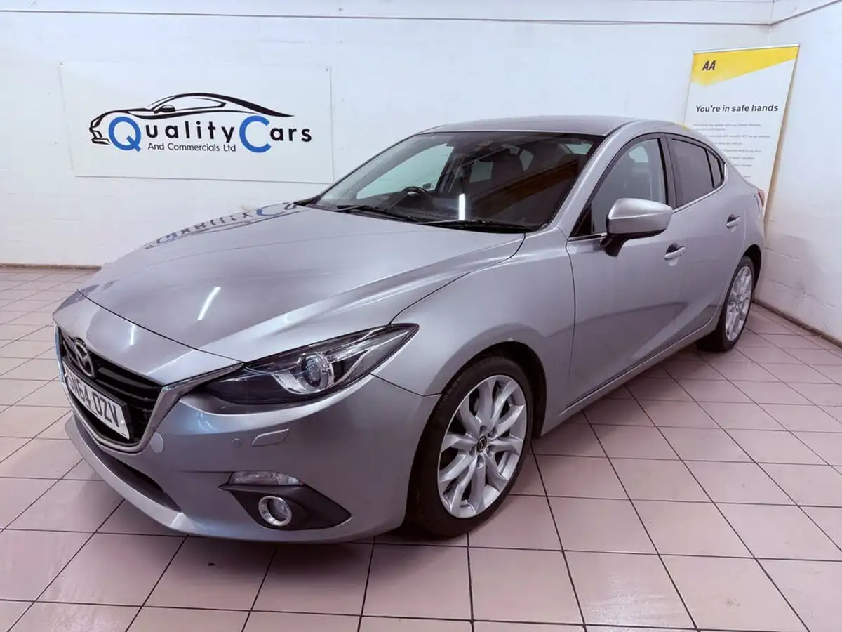 2014-mazda-mazda3-20-sport-nav-120ps-fastback-4d-big-2