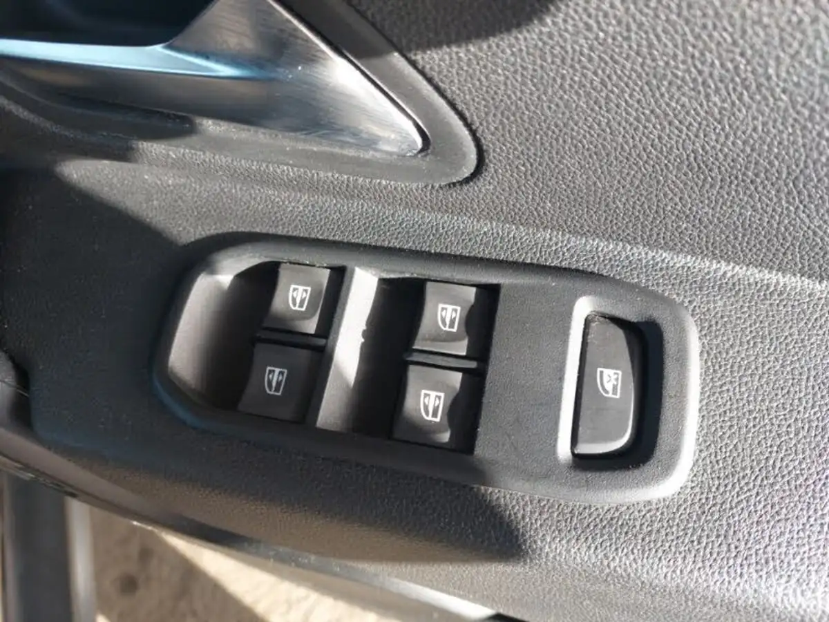 2019-dacia-duster-13-tce-comfort-1333cc-big-10