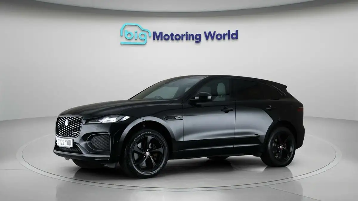 2022-jaguar-f-pace-20-p400e-r-dynamic-s-big-3