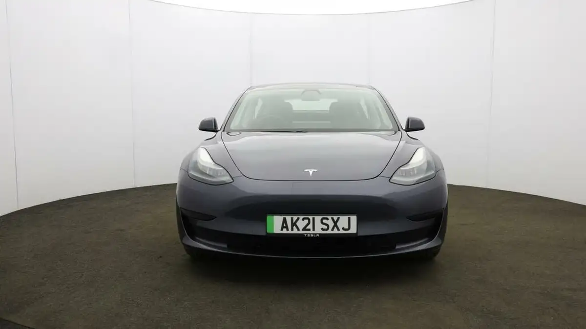 2021-tesla-model-3-e-standard-plus-big-39