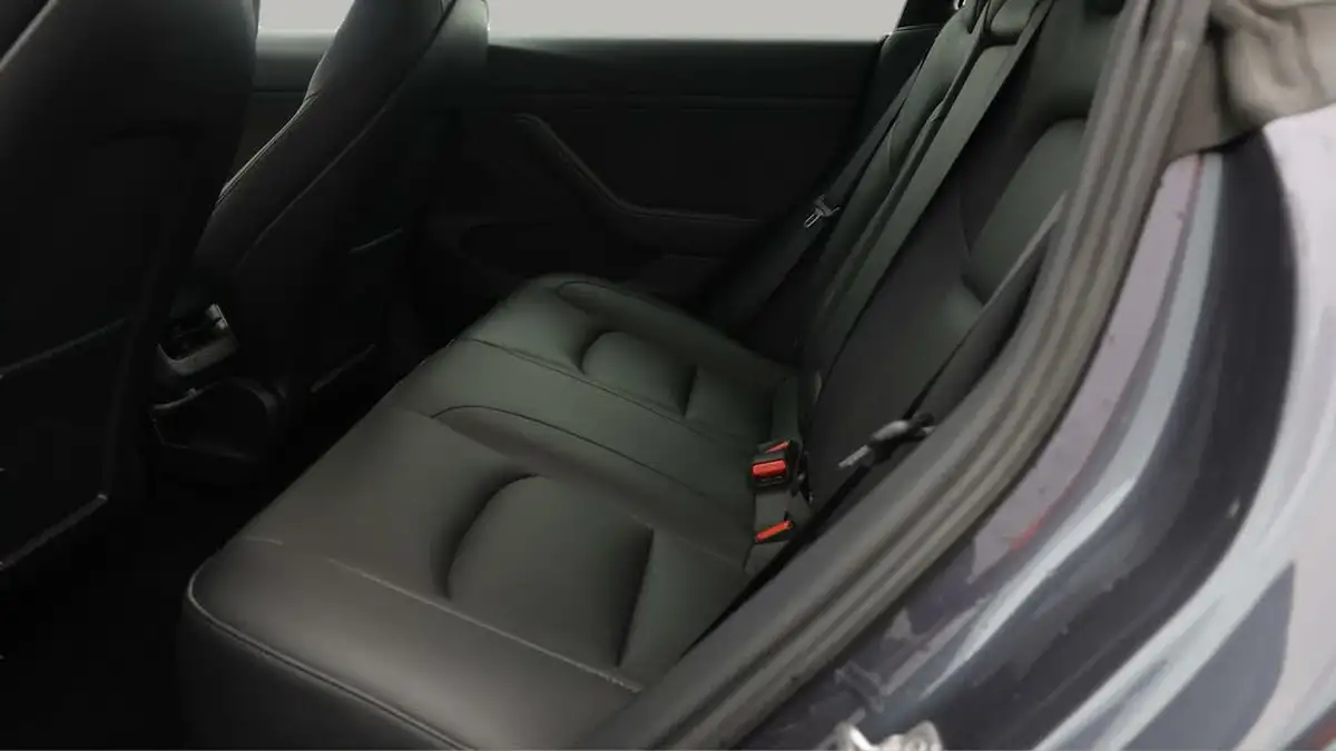 2021-tesla-model-3-e-standard-plus-big-15