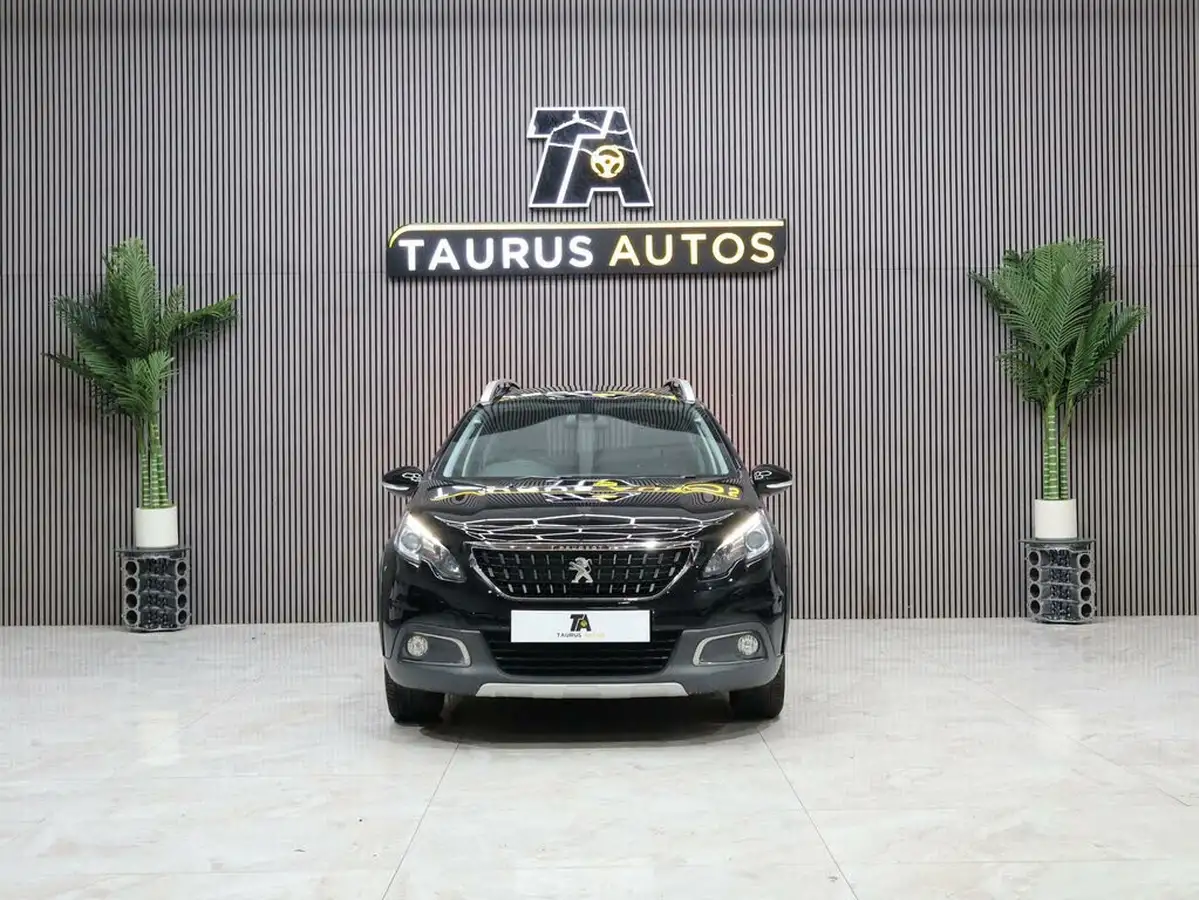 2019-peugeot-2008-suv-12-puretech-allure-premium-82bhp-big-1
