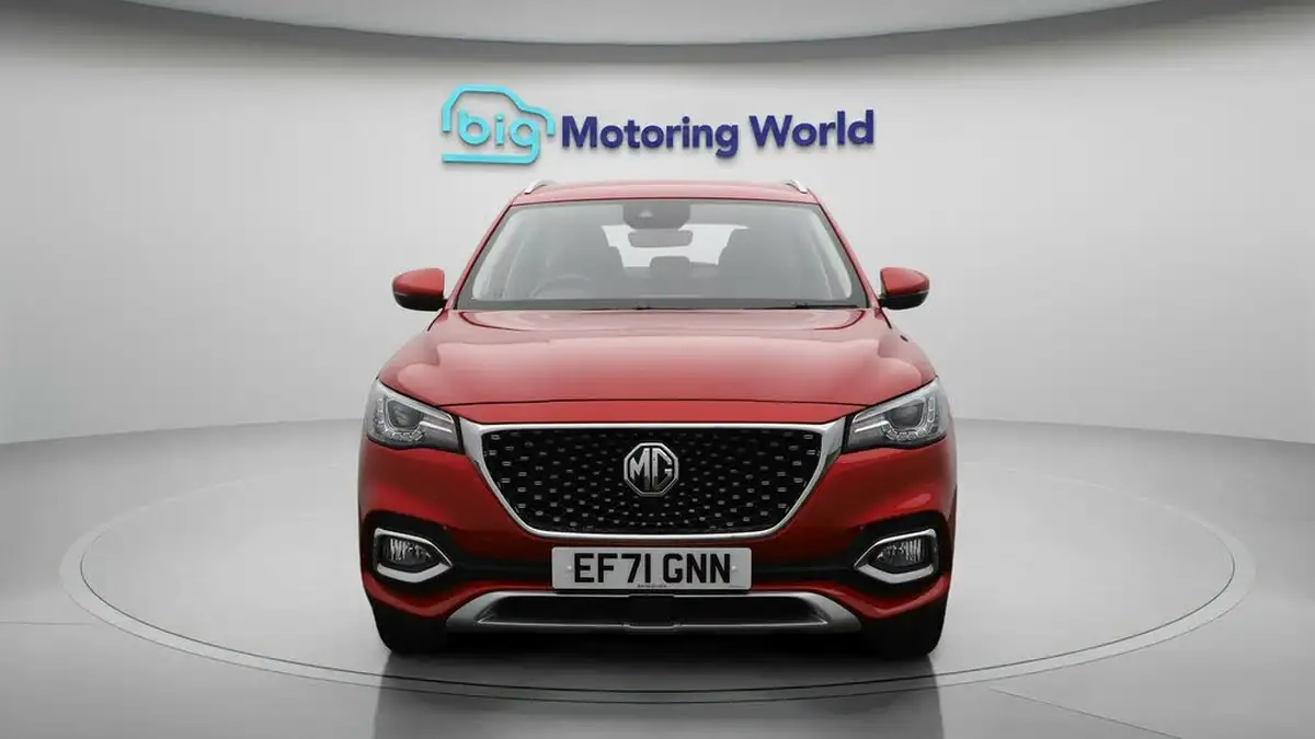 2022-mg-hs-15t-gdi-excite-162ps-big-2