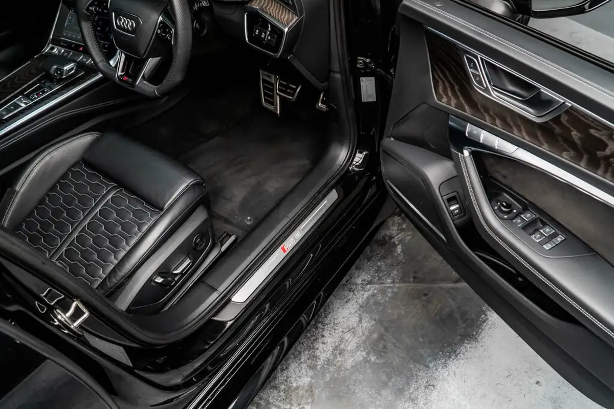 2020-audi-rs6-avant-40-tfsi-vorsprung-big-28