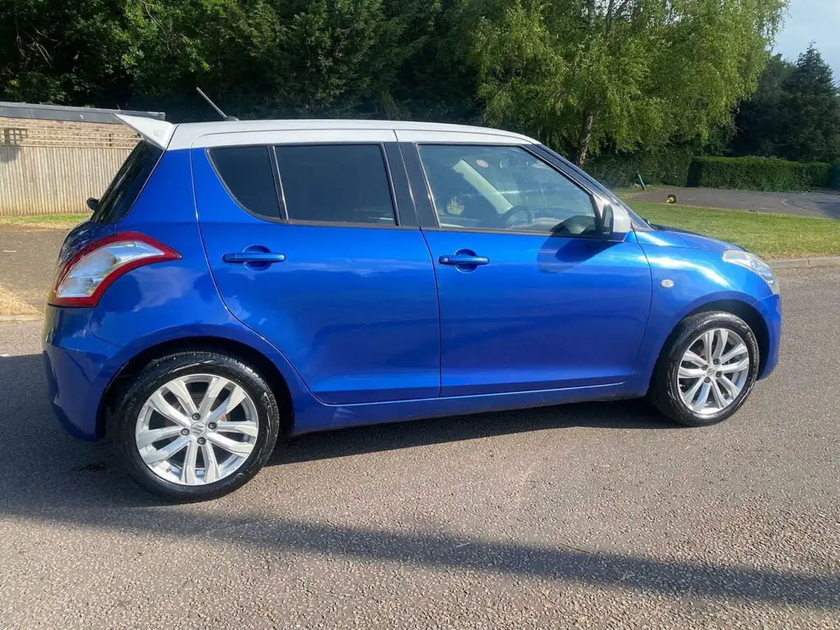 2014-suzuki-swift-12-sz-l-5d-big-17