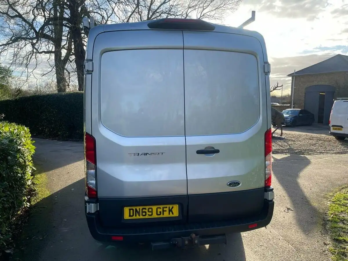 2019-ford-transit-20tdci-350-l2h2-leader-170pseu6dt-awd-panel-van-big-3