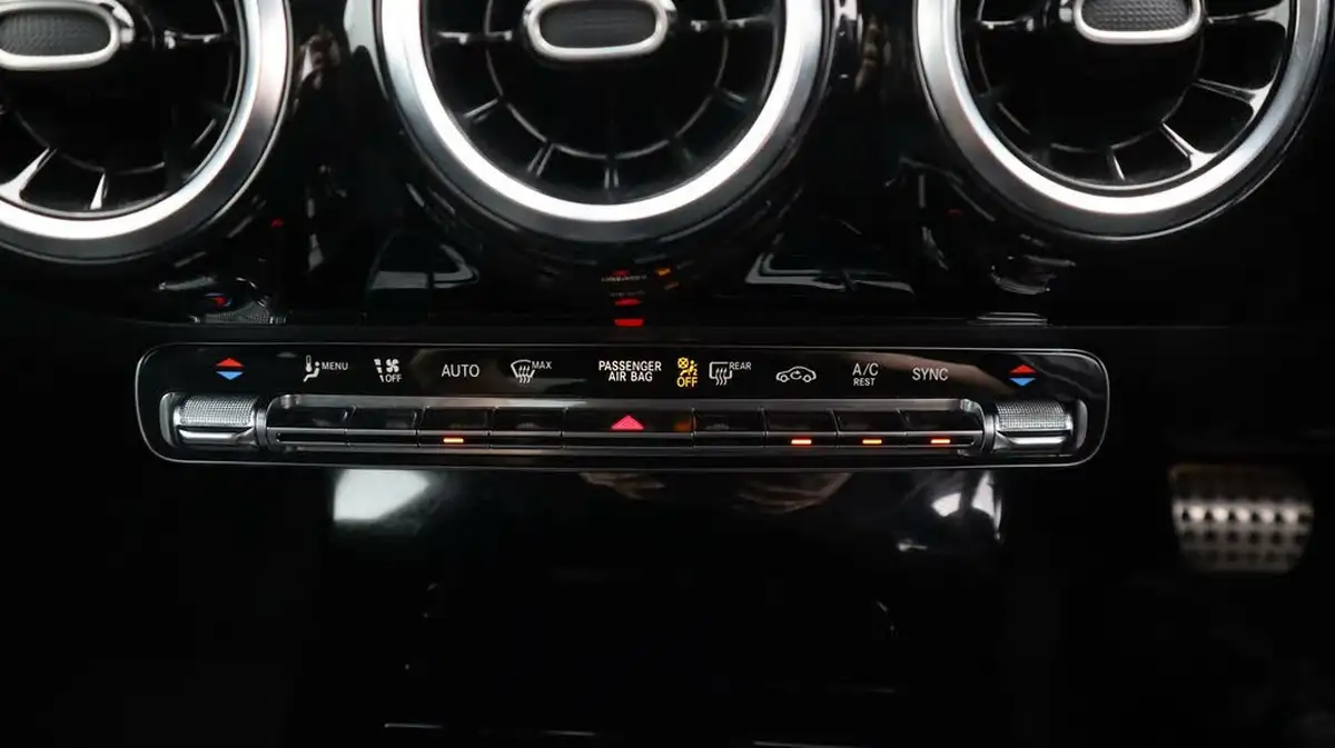 2020-mercedes-benz-a-class-20d-a220d-amg-line-hatchback-5d-big-12