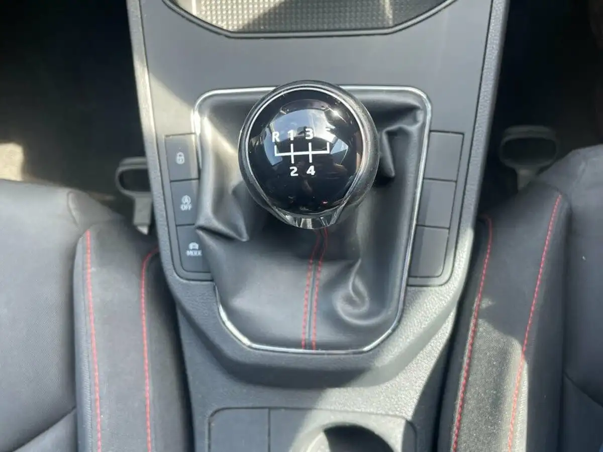 2018-seat-ibiza-10-tsi-fr-95ps-big-23