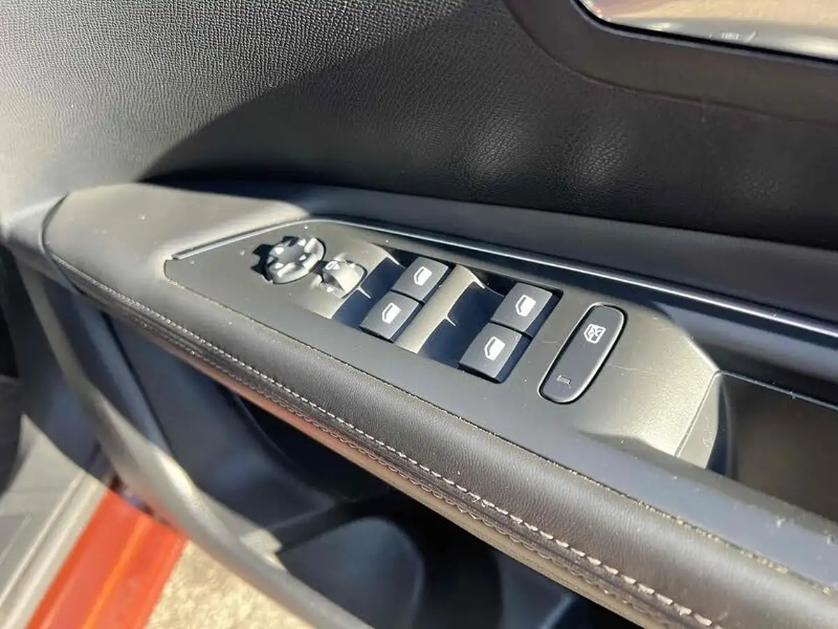 2018-peugeot-3008-suv-16-bluehdi-allure-big-24
