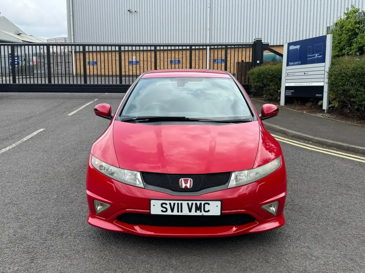 2011-honda-civic-20-type-r-gt-i-vtec-big-2