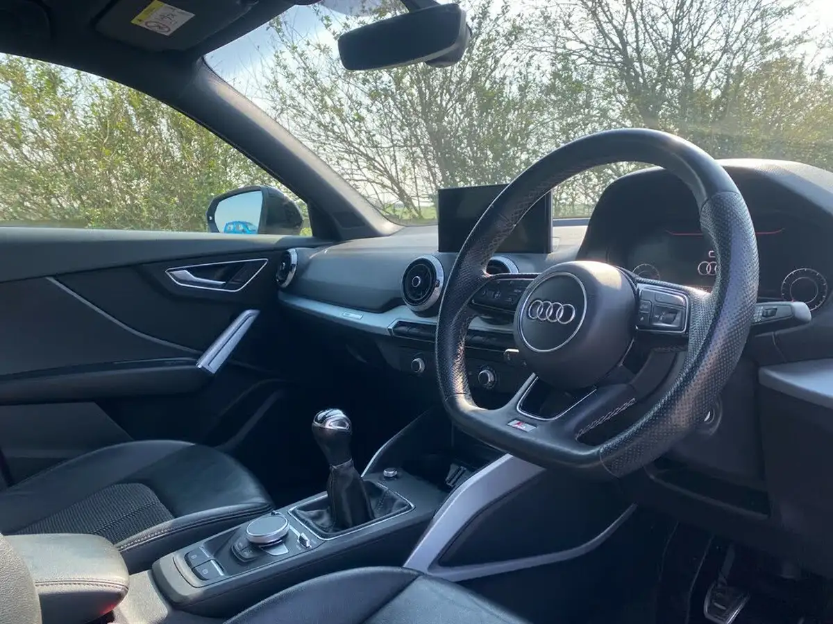 2021-audi-q2-10-30-tfsi-black-edition-big-3