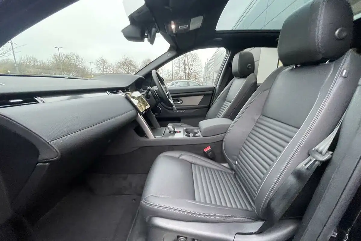 2024-land-rover-discovery-sport-20-d200-dynamic-se-big-9