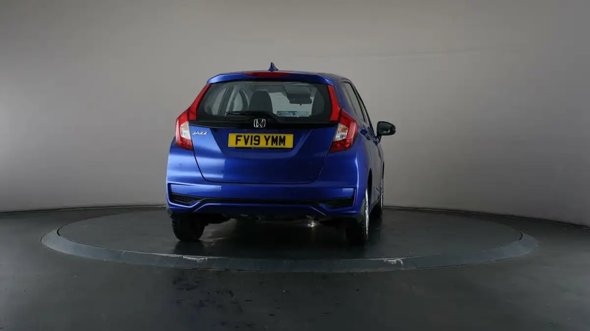 2019-honda-jazz-13-i-vtec-se-big-68