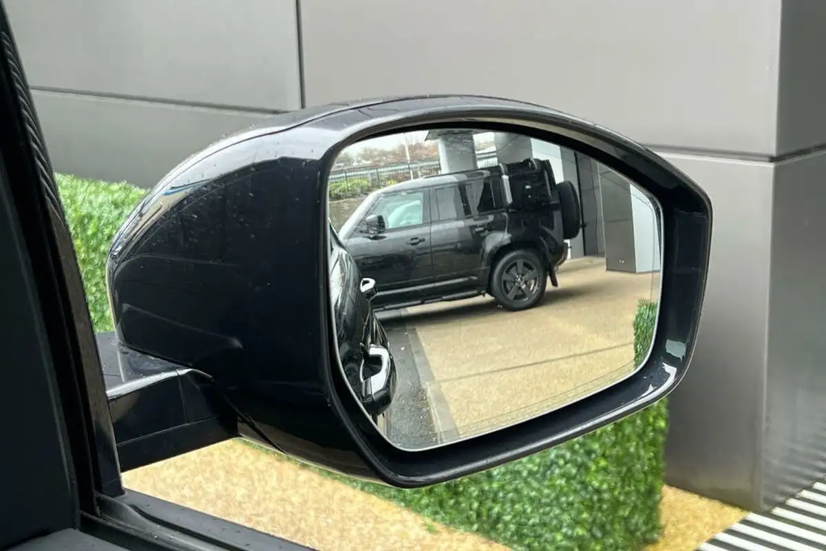 2024-land-rover-discovery-sport-20-d200-s-big-53