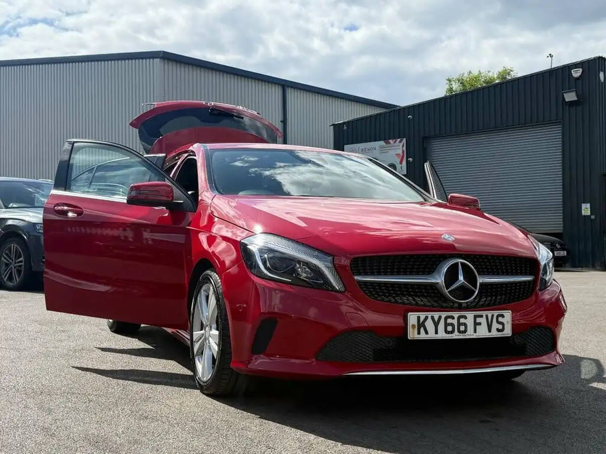 2016-mercedes-benz-a-class-21d-a200d-sport-premiumss-7g-dct-big-17