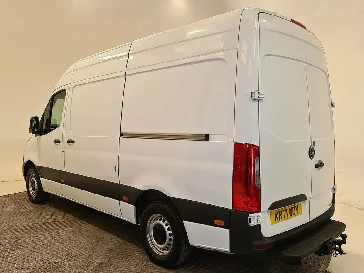 2022-mercedes-benz-sprinter-20cdi-315-l3h2-progressive-150pseu6d-panel-eco-gear-360-big-3