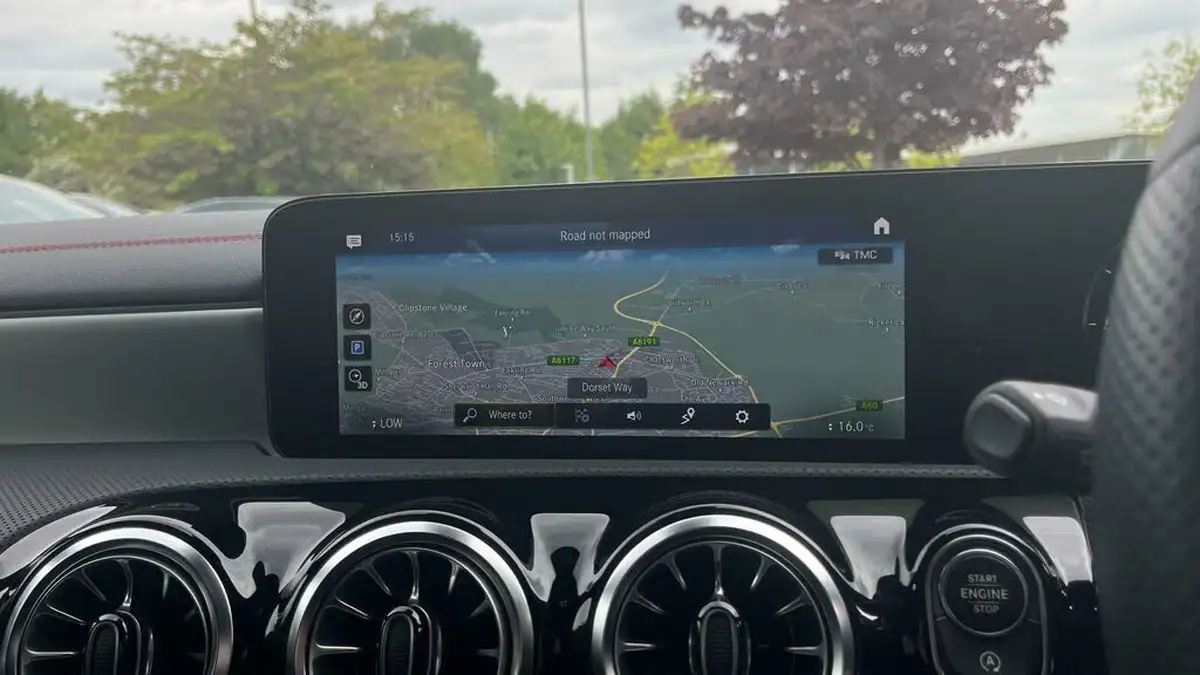 2023-mercedes-benz-cla-13-cla-200-amg-line-premium-coupe-4d-big-6