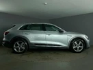 2022-audi-e-tron-55e-technik-station-wagon-small-16