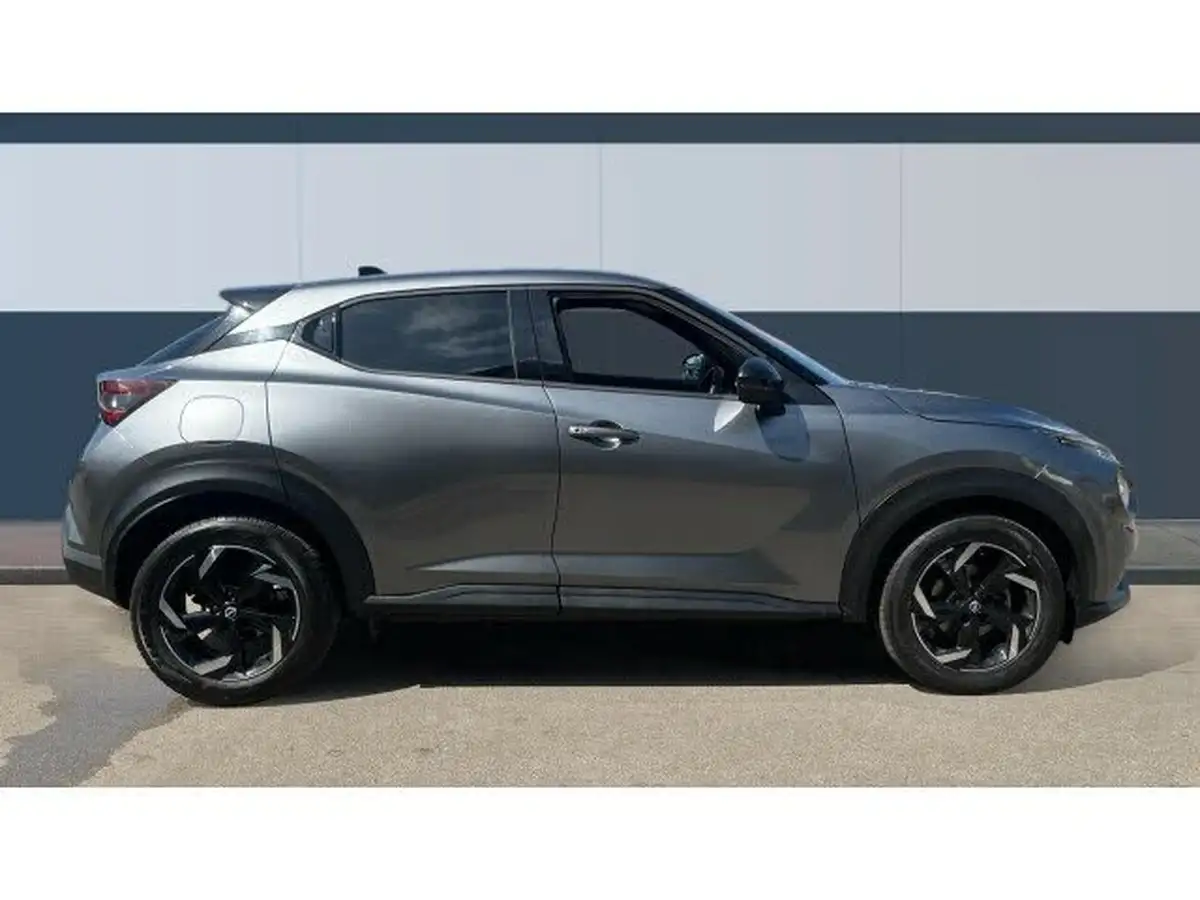 2023-nissan-juke-10-dig-t-n-connecta-big-4