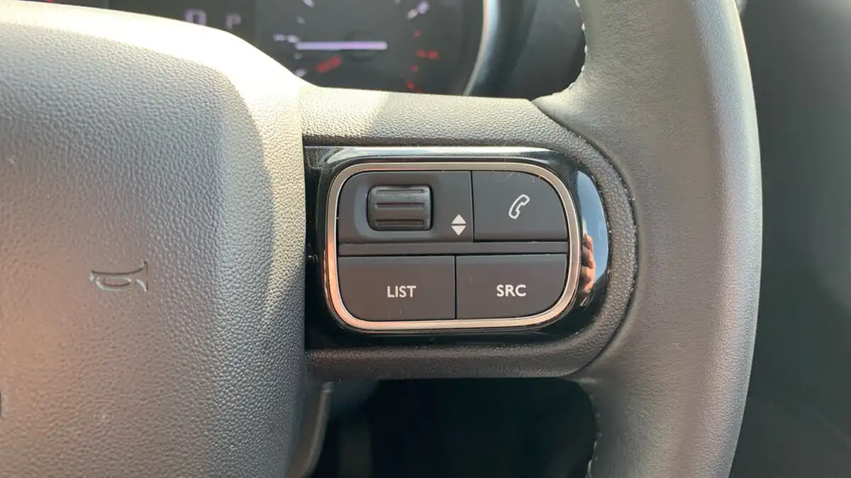 2022-citroen-c3-aircross-12-puretech-shine-plus-130ps-eat6-big-23