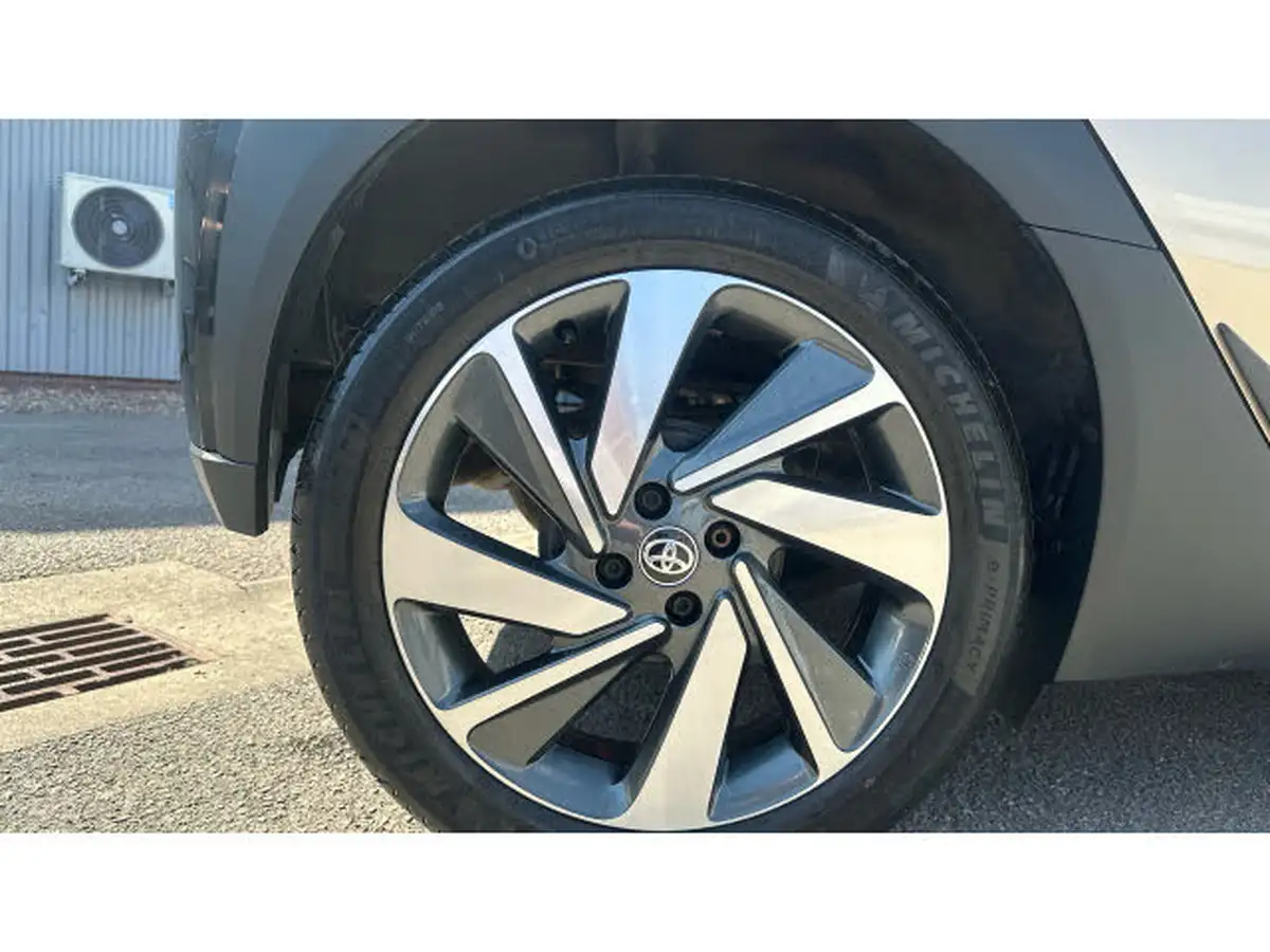 2022-toyota-aygo-x-10-vvt-i-edge-cvt-big-17