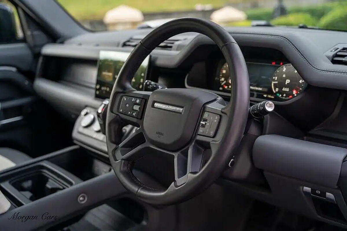 2023-land-rover-110-defender-30-d250-x-dynamic-hse-big-34