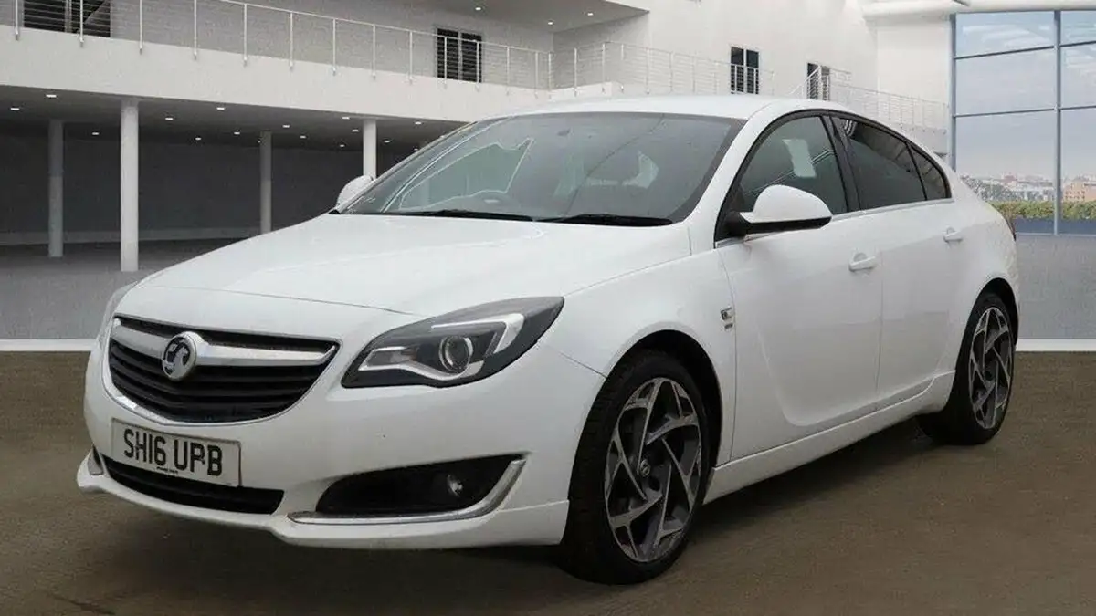 2016-vauxhall-insignia-16cdti-sri-vx-line-ss-big-2