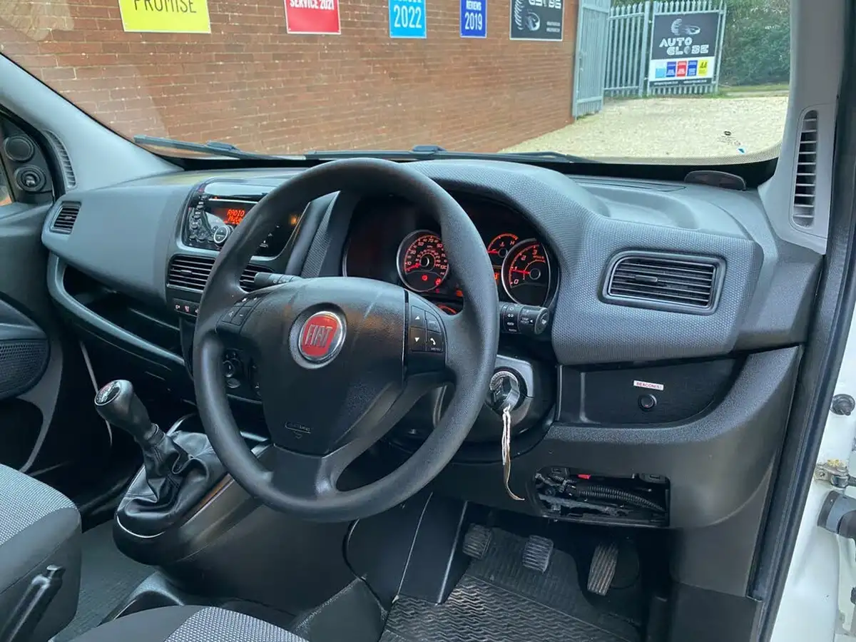 2015-fiat-doblo-cargo-13td-v-l1-refrigerated-van-big-19