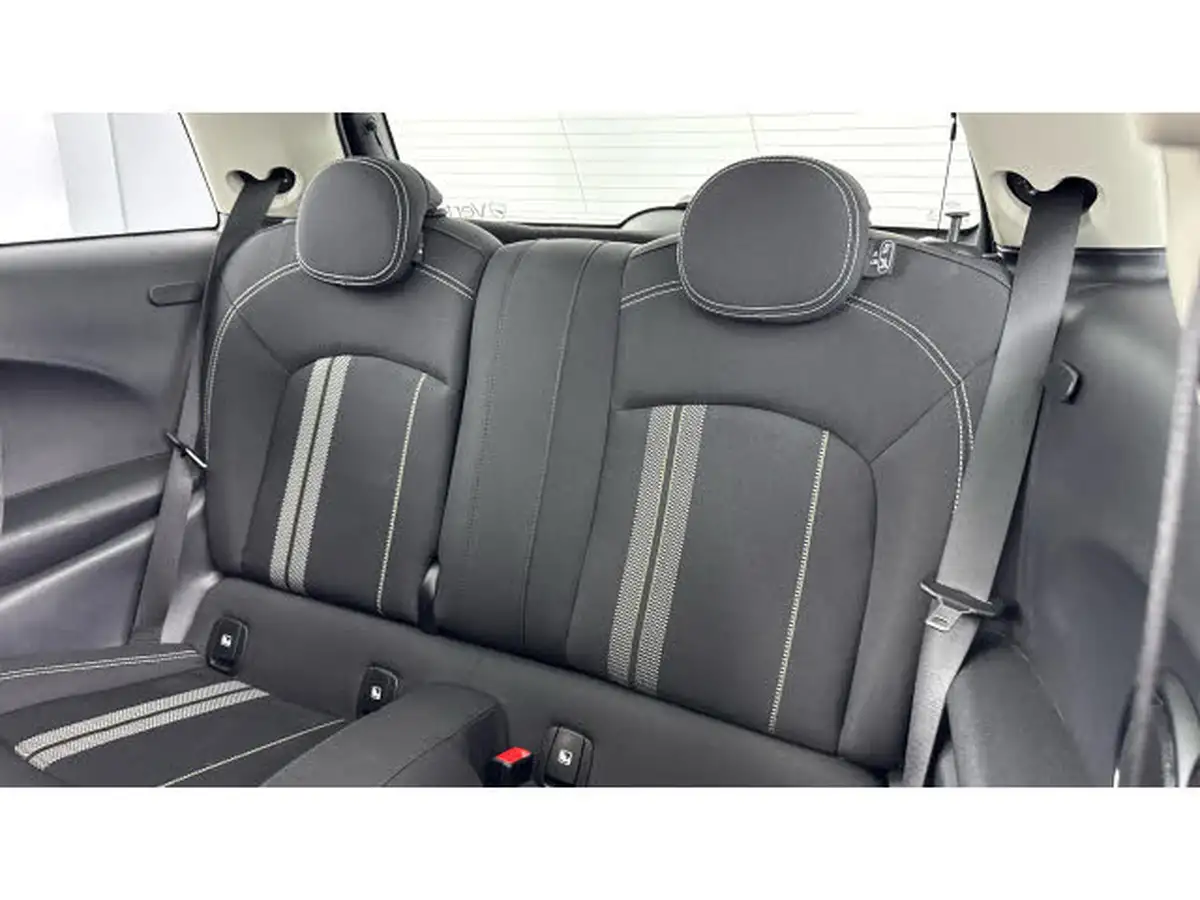 2023-mini-cooper-20-cooper-s-classic-premium-auto-hatchback-3d-auto-big-11
