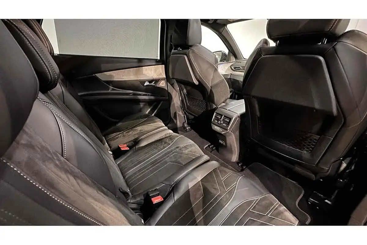 2022-peugeot-5008-suv-12-puretech-gt-premium-big-30