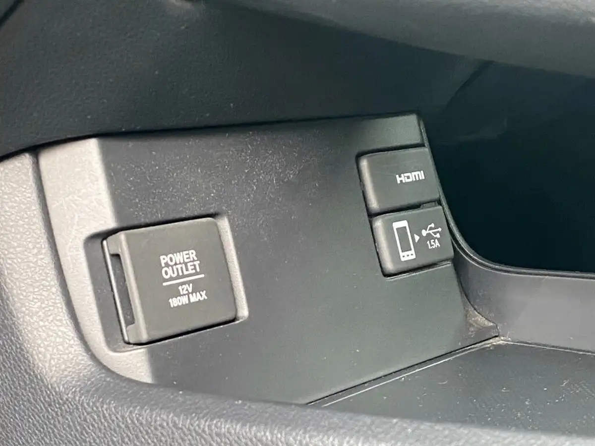 2021-honda-civic-15-vtec-turbo-sport-ss-big-25