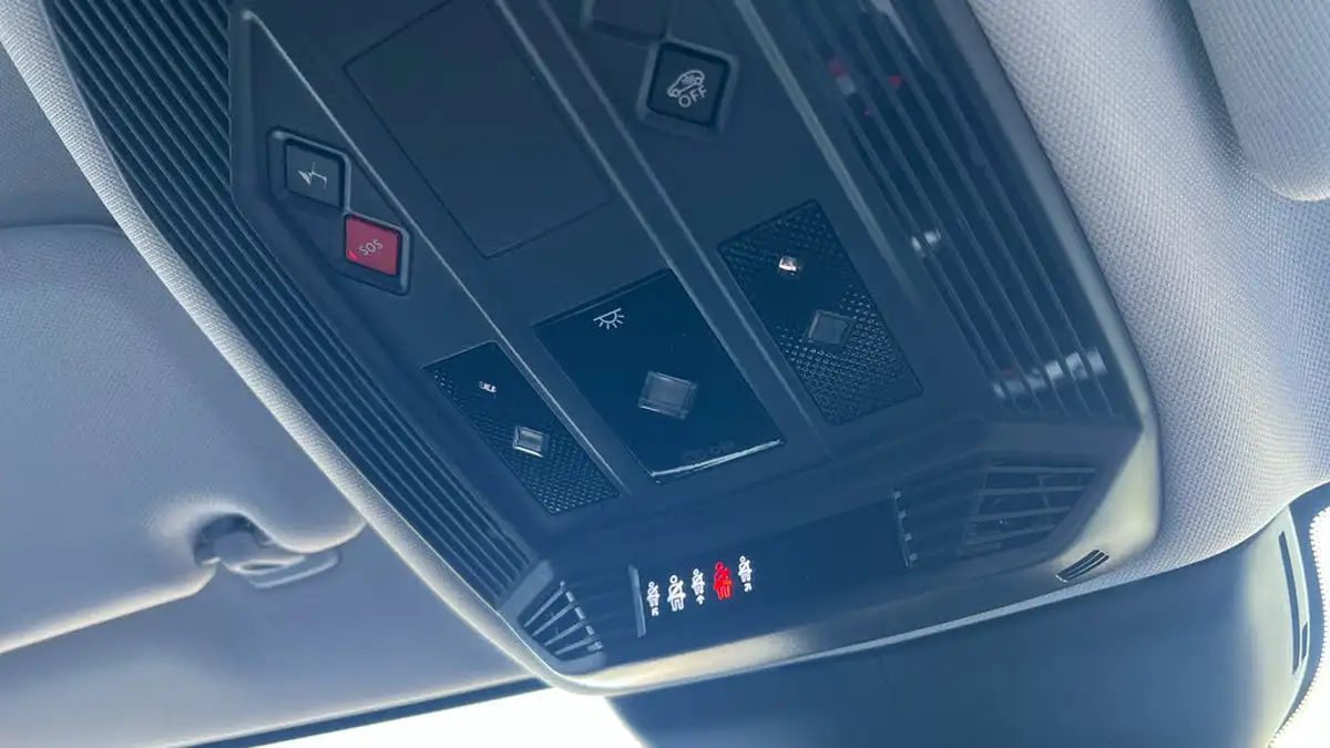 2024-ds-ds-4-e-tense-performance-line-nav-big-35